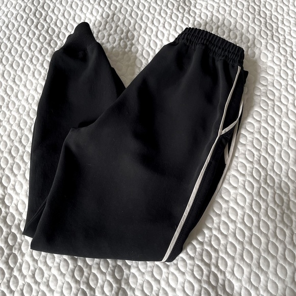 Ariztia Wilfred pant - Picture 1 of 4